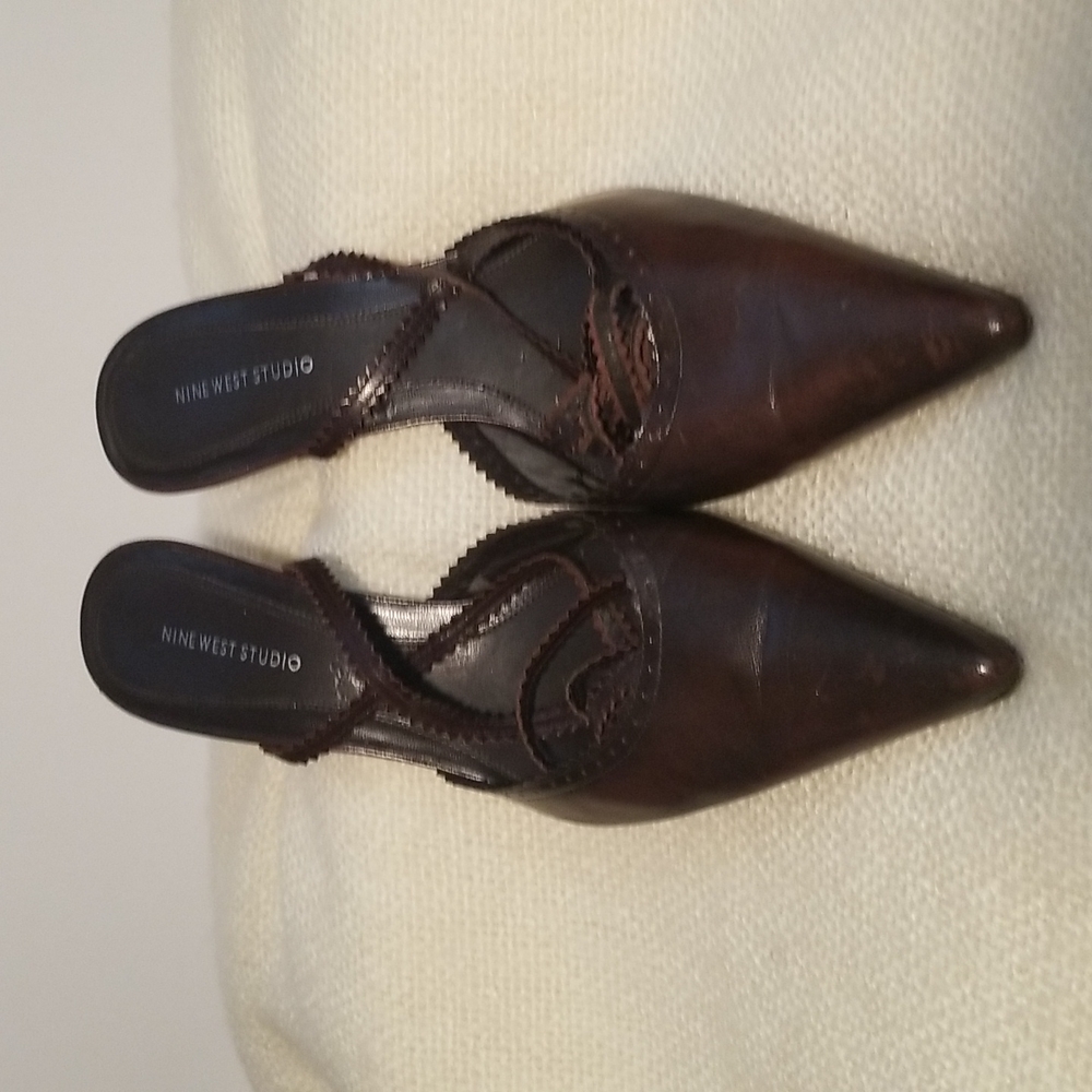 Vintage Brown Nine West Pointy Toe Heel